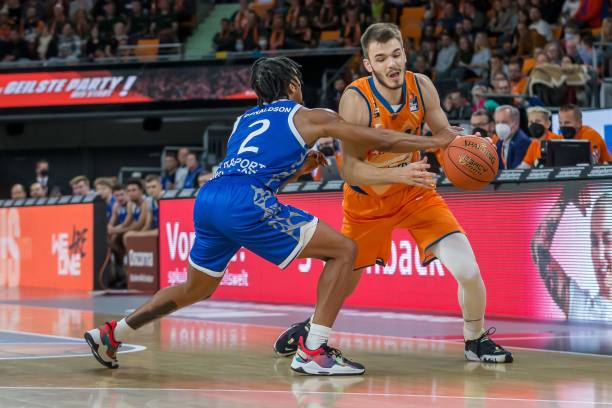 美因茨对战 美因茨对战