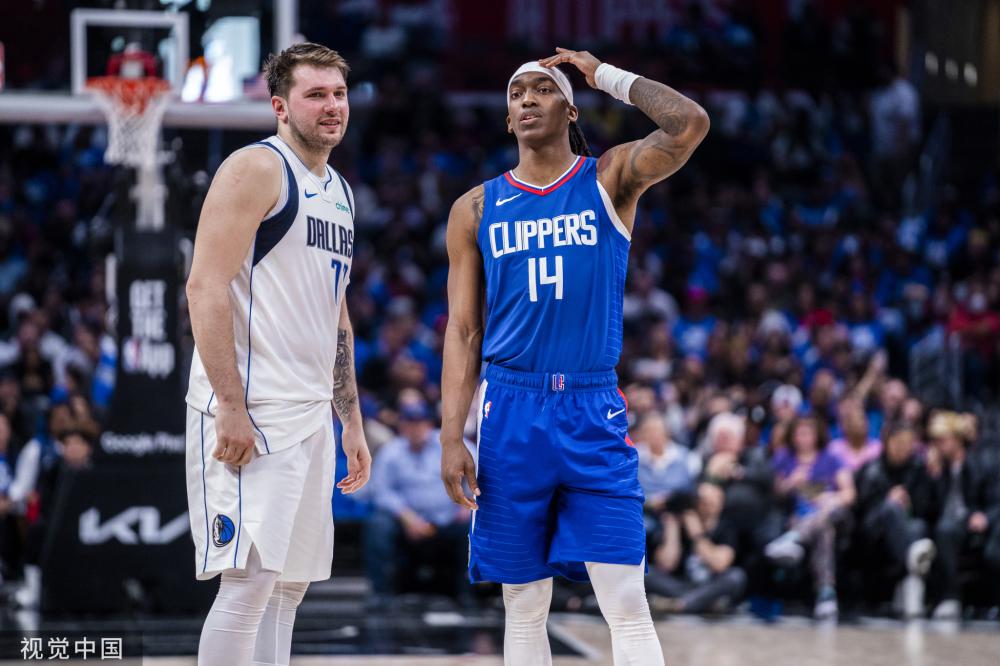 他们通过快 他们通过快